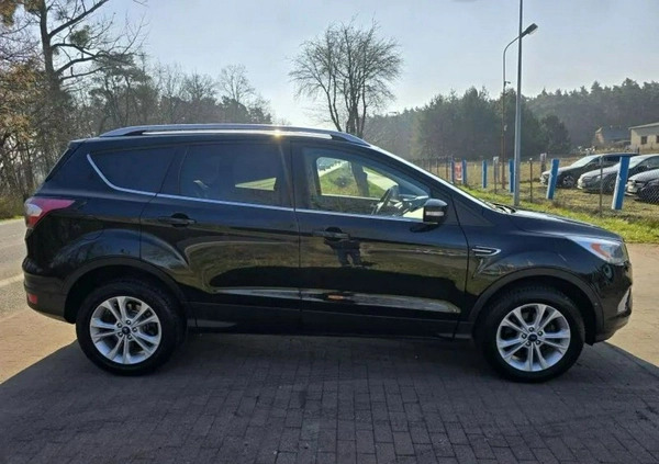 Ford Kuga cena 68900 przebieg: 70000, rok produkcji 2017 z Kalisz małe 352